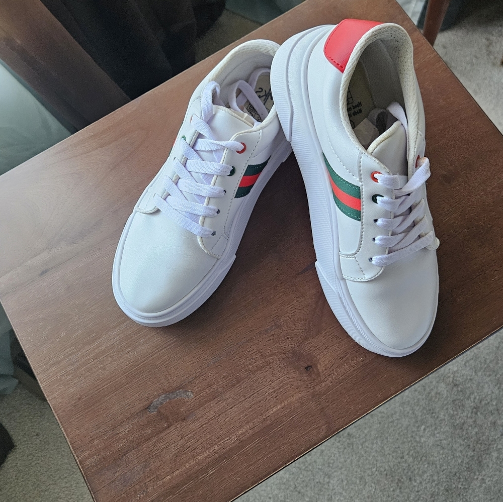 MKS Sneaker Shoes Womens White Red Green 8
